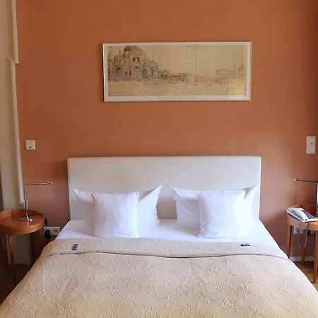 Palais Schrottenberg Hotel 3*